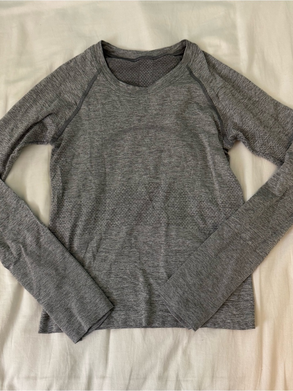 lululemon athletica Heather Gray Long-Sleeve Crew Performance Top